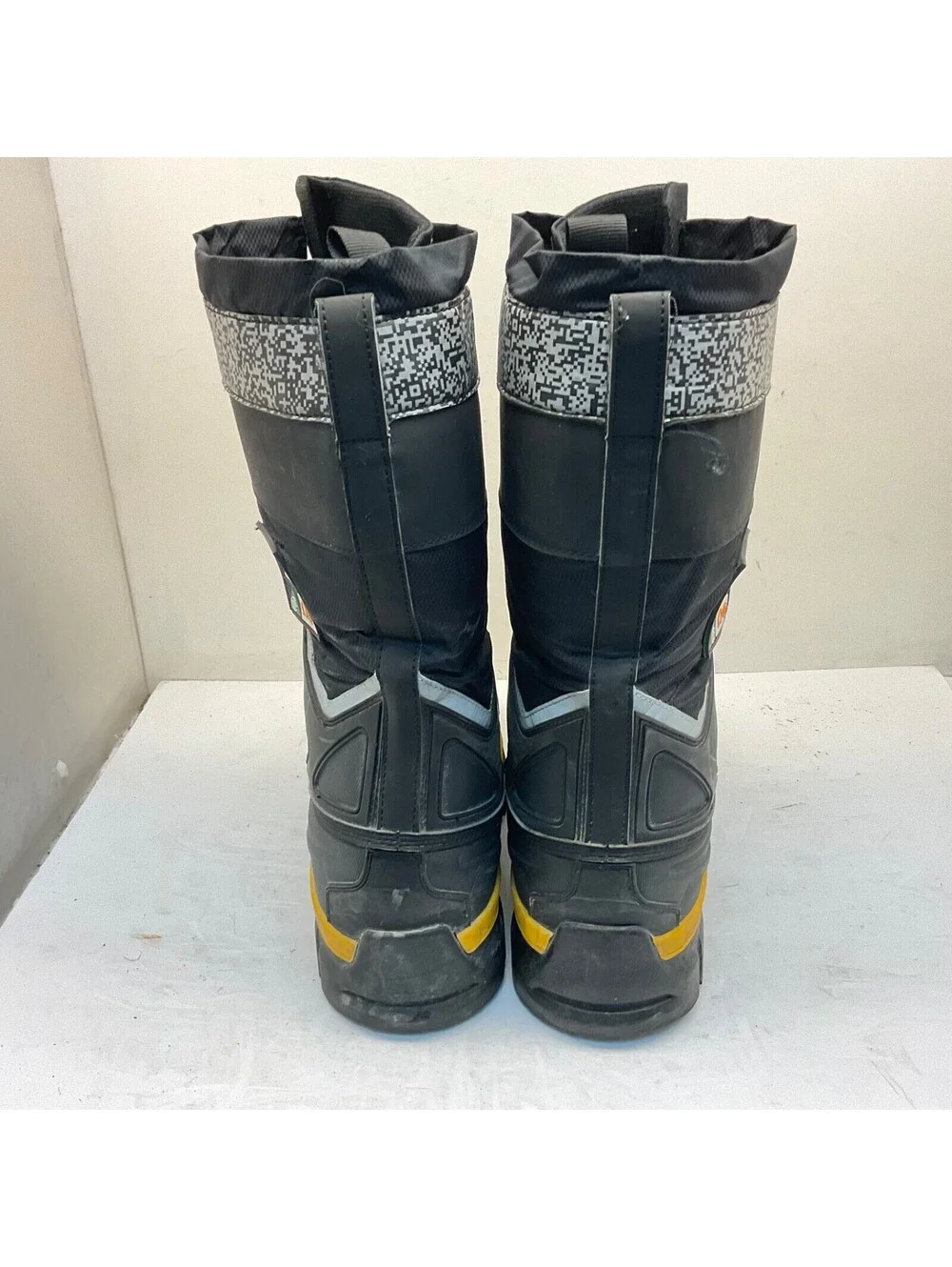 DAKOTA Men's 8530 Steel Toe Steel Plate Safety Winter Felt Pack Boots Black 9M